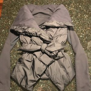 Lululemon Down Puffer Wrap Sz 6